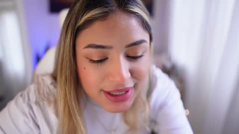 Sara online show from 01-01-25, 08:37