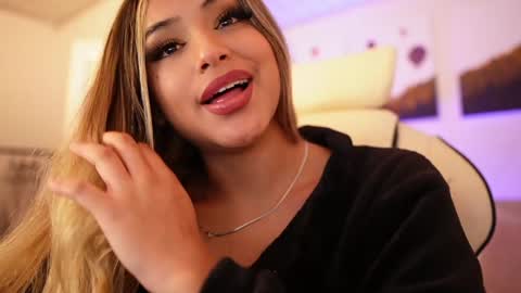 Sara online show from 01-08-25, 01:32