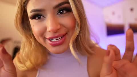 Sara online show from 01-11-25, 04:16