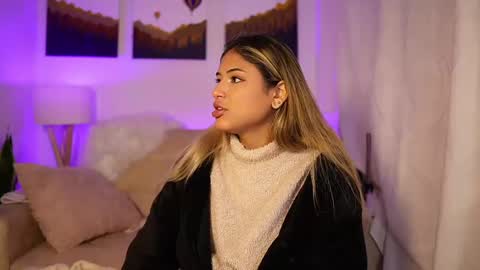 Sara online show from 02-19-25, 02:01