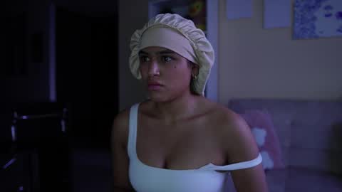 Sara online show from 11-11-25, 10:32