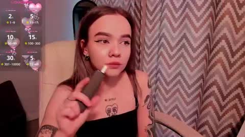 Snapshot of sararomoney chatting on 07-16-26, 08:20 Sara online show from 07-16-26, 08:20