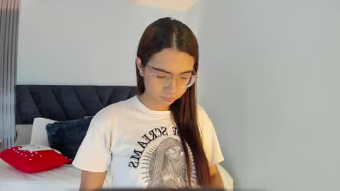 Sara online show from 11-08-25, 08:07