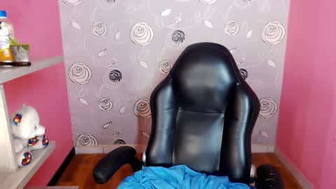 Snapshot of sarasofia44 chatting on 02-01-25, 04:46 Sara Sofia online show from 02-01-25, 04:46