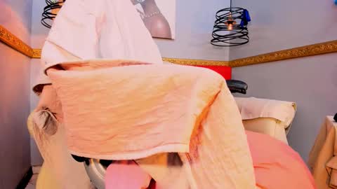 Sara Sofia online show from 12-20-25, 11:34