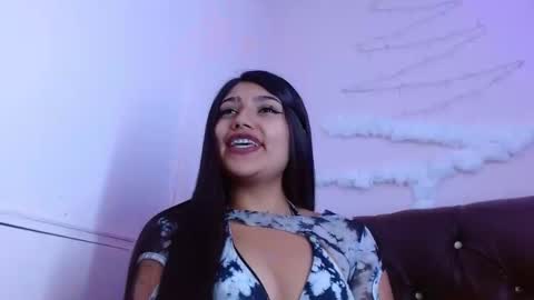 sarastonesx online show from 12-01-24, 04:29