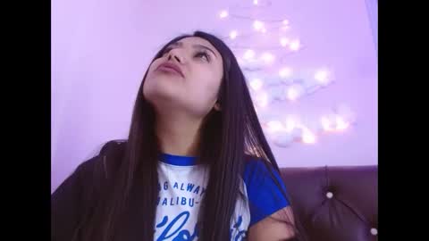 sarastonesx online show from 12-05-24, 03:04