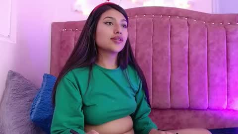 sarastonesx online show from 12-14-24, 08:45