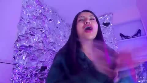 sarastonesx online show from 11-29-25, 07:22