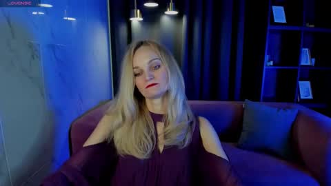 Sara online show from 09-16-25, 01:34