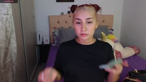 Snapshot of saratukkerr chatting on 02-04-25, 05:53 saratukkerr online show from 02-04-25, 05:53