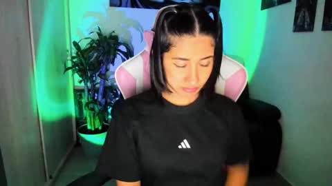 Snapshot of saratukkerr chatting on 11-07-25, 06:13 saratukkerr online show from 11-07-25, 06:13