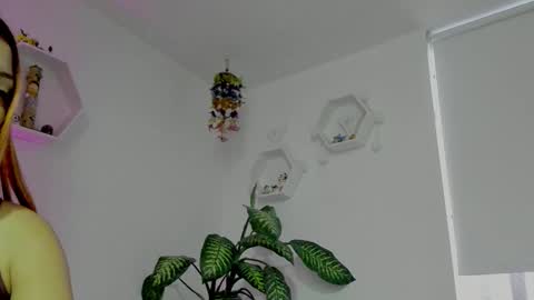 Saray  online show from 01-15-26, 10:35