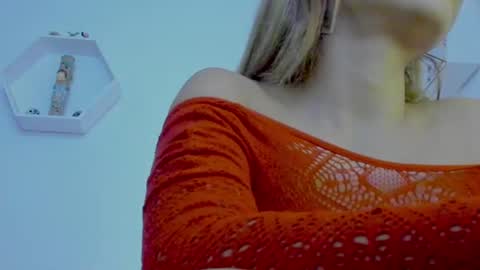 Snapshot of saray2312 chatting on 08-05-26, 11:50 Saray online show from 08-05-26, 11:50