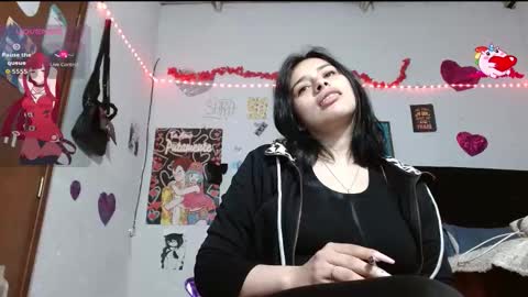 Snapshot of saray_extrovert1 chatting on 09-17-25, 04:14 Sara Jimenez online show from 09-17-25, 04:14