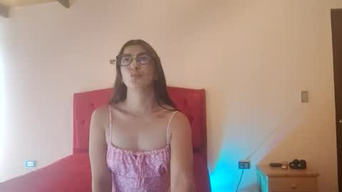 Snapshot of saray_honey1 chatting on 02-07-26, 07:39 saray online show from 02-07-26, 07:39