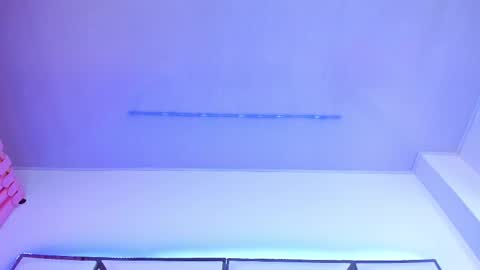 Snapshot of sarayroyse chatting on 02-22-25, 10:20 Saray online show from 02-22-25, 10:20