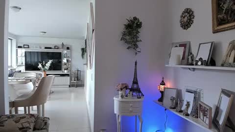 sarha online show from 02-10-25, 05:19