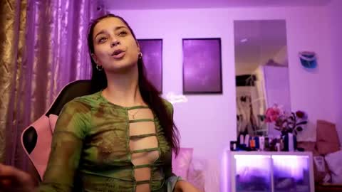 Snapshot of sarissacandy chatting on 03-03-25, 12:27 Sarissa online show from 03-03-25, 12:27