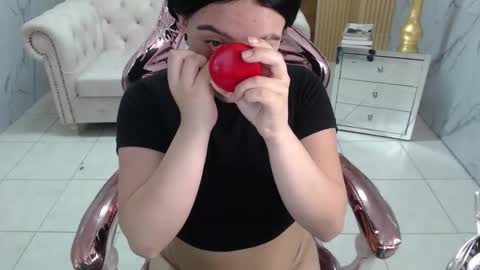 Sara  online show from 02-26-26, 08:30