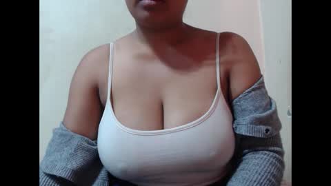 saronette online show from 10-14-25, 06:25