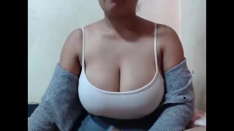 saronette online show from 11-18-25, 05:56