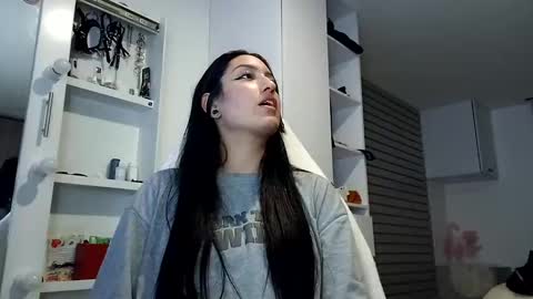 yesica online show from 03-10-25, 03:12