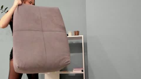 Sasha online show from 01-27-25, 02:31