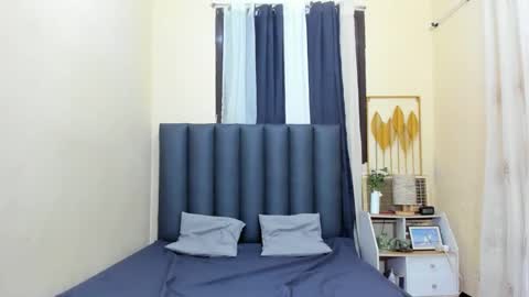 My name is Sasha I will be glad if you spend your time with me 3 you can DM me if you need me online show from 01-03-25, 05:53