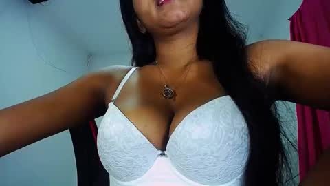 sashabreck1 online show from 01-07-25, 03:57