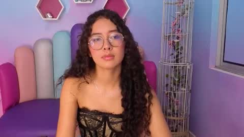 SashaMonroee  online show from 10-29-25, 11:39