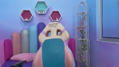 SashaMonroee  online show from 11-10-25, 11:59