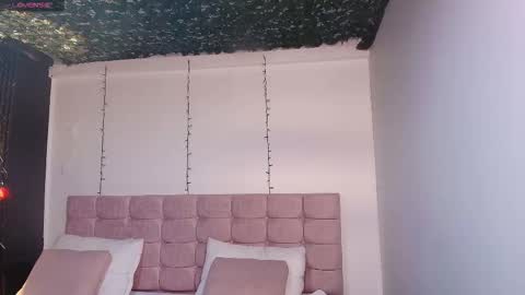 S A S H A R O S E online show from 09-14-25, 11:53