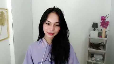 Sashi online show from 12-17-25, 08:26