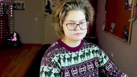 .Alexandra online show from 01-04-25, 01:52