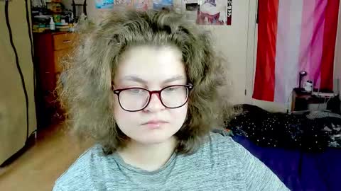 .Alexandra online show from 10-10-25, 08:24