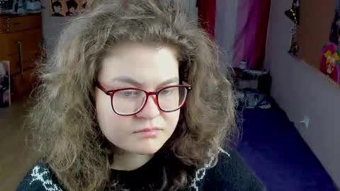 .Alexandra online show from 01-19-26, 01:04