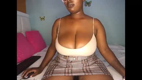 Snapshot of sassy100936 chatting on 02-17-26, 04:42 Spicyd online show from 02-17-26, 04:42