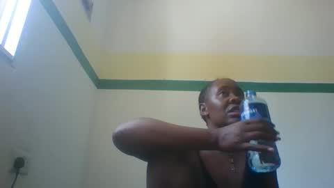 Snapshot of sassy_bella chatting on 11-16-25, 09:26 sassy_bella online show from 11-16-25, 09:26