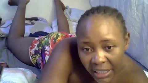 Snapshot of sassy_bella chatting on 12-05-25, 02:09 sassy_bella online show from 12-05-25, 02:09