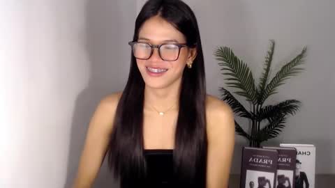 Snapshot of sassy_monie chatting on 01-21-25, 06:02 sassy_monie online show from 01-21-25, 06:02