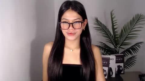 Snapshot of sassy_monie chatting on 01-22-25, 02:37 sassy_monie online show from 01-22-25, 02:37