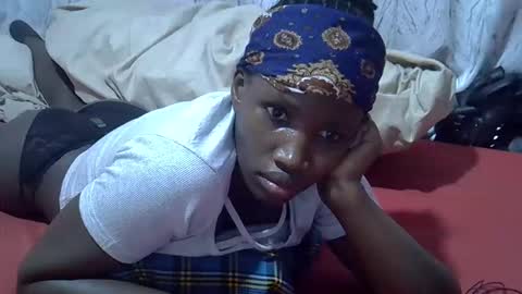 Snapshot of sassybabe20 chatting on 09-21-25, 04:52 sassybabe20 online show from 09-21-25, 04:52