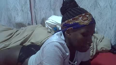 Snapshot of sassybabe20 chatting on 09-22-25, 05:26 sassybabe20 online show from 09-22-25, 05:26