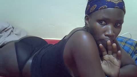 Snapshot of sassybabe20 chatting on 09-24-25, 05:49 sassybabe20 online show from 09-24-25, 05:49