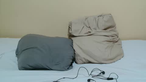 Snapshot of sassybabe20 chatting on 12-05-25, 05:27 sassybabe20 online show from 12-05-25, 05:27