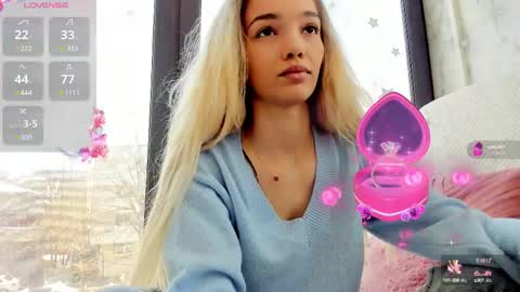 Snapshot of sassyt33n chatting on 02-24-25, 09:43 sassyt33n online show from 02-24-25, 09:43