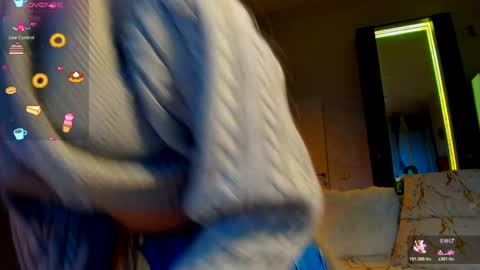 Snapshot of sassyt33n chatting on 12-03-25, 07:49 sassyt33n online show from 12-03-25, 07:49