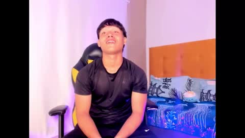 Snapshot of sasuke_uchiha12 chatting on 01-26-25, 08:23 Evans Williams online show from 01-26-25, 08:23