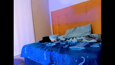 Snapshot of sasuke_uchiha12 chatting on 02-03-25, 01:19 Evans Williams online show from 02-03-25, 01:19